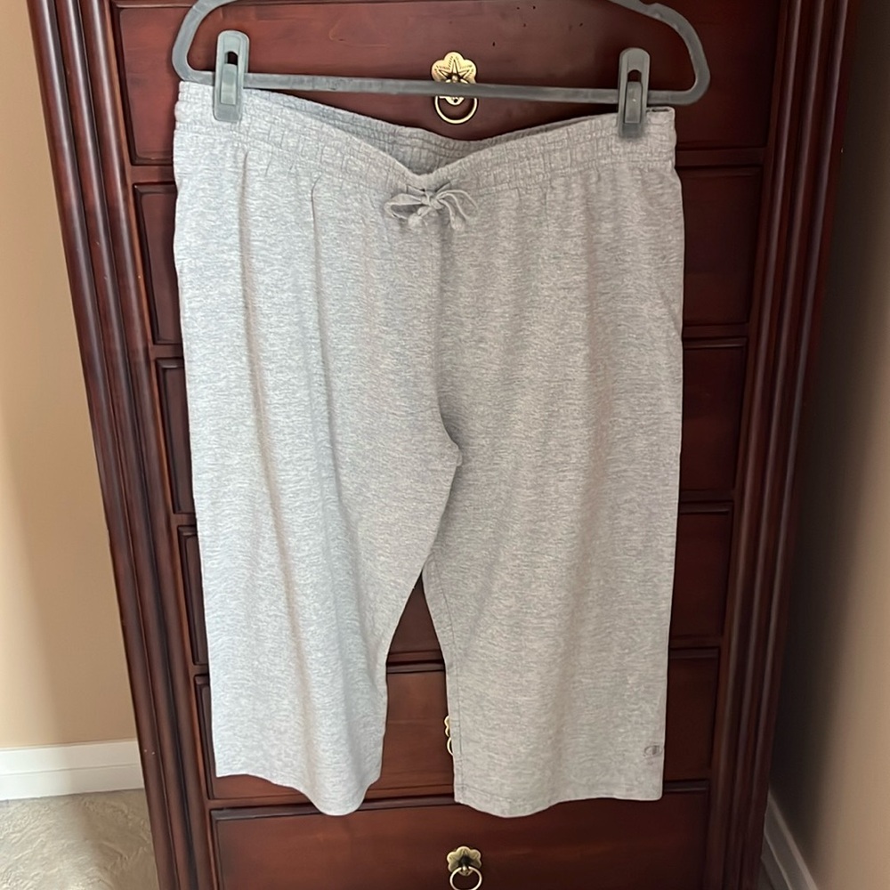 Champion Activewear Jersey Capri Pants Oxford Gray Large
